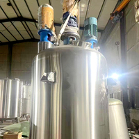Cuve de mélange liquide en acier inoxydable de 1500 L avec système de chauffage et agitateur industriel