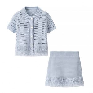 Set Due Pezzi Chic da Donna in Maglia Bianca, Cardigan Corto e Gonna con Frange, Completo Sexy Estivo - Product Image 3