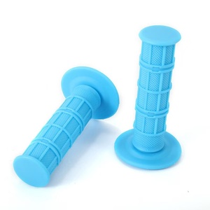 Cubierta de manillar modificada para motocicleta todoterreno de 22MM y 7/8 ", empuñadura de manillar a cuadros de silicona suave <span class=keywords><strong>TPR</strong></span> - Product Image 5