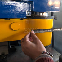 Machine de formage à froid pour la fabrication de panneaux de toiture en tôle ondulée double couche en métal IBR pour matériaux de construction