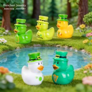 งานฝีมือเรซิ่นรูปเป็ดสไตล์การ์ตูนคริสต์มาส ซานตาคลอส เทศกาล<span class=keywords><strong>วัน</strong></span>เซนต์แพทริค  งานประดิษฐ์ DIY แบบหยดสี  ของตกแต่งตั้งโต๊ะ - Product Image 2