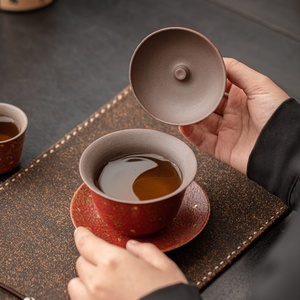Man Shan Hong Sprinkling Gold Cover Bowl Gift Set <b>One</b> Bowl and Two <b>Cups</b> of Vintage Ceramic Tea Set Set Set to Send Gifts to - Product Image 3