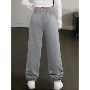 Pantalones de chándal anchos personalizados para mujer, de cintura media con cordón, holgados, con estampado lindo, de tela de rizo transpirable, estilo urbano. - Product Image 3