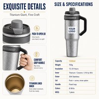 Gobelet isotherme en titane de 1200 ml avec poignée, paille et filtre à thé – Garde au chaud et au froid – Bouteille d'eau pour voiture et bureau
