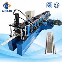 Machine de formage de portes à enroulement LINRAN Design avec fonction d'embossage, résistante au vent, pour portes à enroulement de type USA