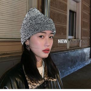 Phụ Nữ Ấm Áp Phản Quang Beanie <span class=keywords><strong>Hat</strong></span> Mùa Đông Dệt Kim An Toàn Ấm Cúng <span class=keywords><strong>Hat</strong></span> Cho Đêm Chạy - Product Image 3