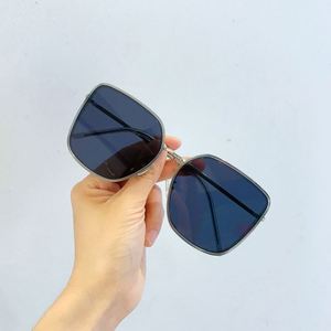 2022 Fashion Vintage Metal Big Frame <b>Sunglasses</b> Polarized <b>Square</b> Women <b>Sunglasses</b> - Product Image 4