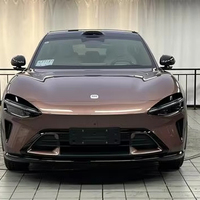 SUV Électrique d'Occasion YU7 MAX Modèle 2025, Édition 4x4 Haute Performance 690PS, Grande Autonomie 760KM, Rose sur Gris