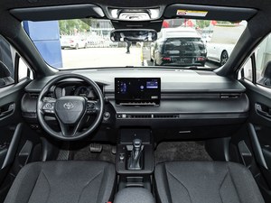 Toyota <span class=keywords><strong>Corolla</strong></span> Cross <span class=keywords><strong>2L</strong></span> Hybride Électrique Intelligent Édition Élite d'Occasion en Alliage d'Aluminium R16 Noir avec Revêtement Cuir Automatique - Product Image 5