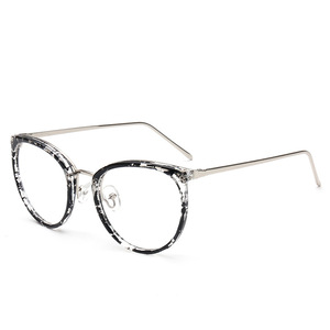 Montures de lunettes transparentes en métal à motif floral, rondes, à monture complète, légères, pour femmes, style vintage tendance - Product Image 5