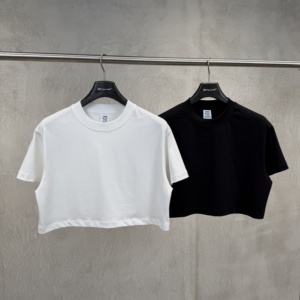 Crop top en coton lourd pour <span class=keywords><strong>femme</strong></span> avec logo personnalisé, <span class=keywords><strong>t</strong></span>-<span class=keywords><strong>shirt</strong></span> court à <span class=keywords><strong>col</strong></span> rond vintage à manches courtes, style streetwear Y2K, haute qualité - Product Image 1