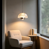 Lampe de plafond suspendue moderne de luxe pour petit bureau à domicile, décoration de chambre à coucher, lustre en fer et verre, lampe de plafond haute pour chambre.