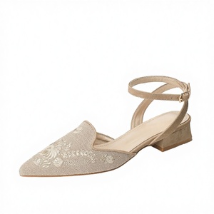 รองเท้าส้นหนาหัวแหลมแบบสวมครึ่งเท้าสำหรับผู้หญิง ฤดูร้อน ปากตื้น ดีไซน์เรียบหรู ปักลายสไตล์แมรี่เจน พื้นนุ่ม - Product Image 3