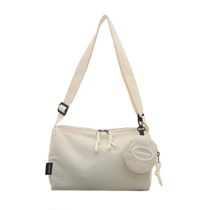 Sac pour femme inspiré des créateurs, avec mini pochette amovible, forme ovale, cuir PU de haute qualité et bandoulière réglable - Product Image 4