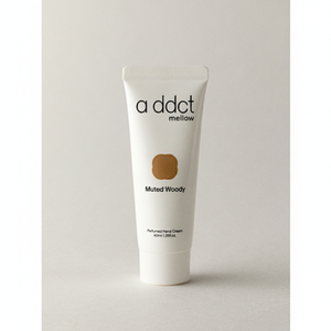 Addict Mellow 40ml Lujosa crema hidratante para manos Fragancia amaderada silenciada para piel seca - Product Image 2