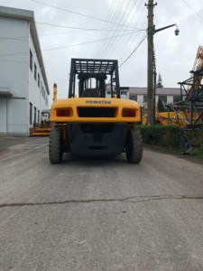 Utilizado para apiladores diésel KOMATSU TCM HELI, montacargas FD70/FD50/FD30, equipo de elevación de 3/5/7/10 toneladas para venta minorista - Product Image 3