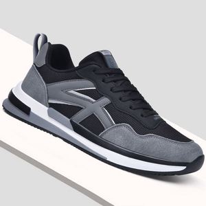 Sneakers de créateur, livraison gratuite, légères, élégantes, antidérapantes, résistantes à l'usure, chaussures décontractées à tige haute pour femmes - Product Image 3