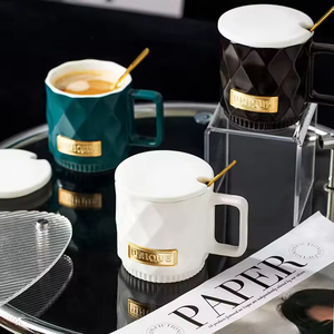 Mug en céramique minimaliste style Instagram avec couvercle et cuillère, 360 ml, compatible lave-vaisselle/micro-ondes, pour fêtes, maison, bureau, café/eau - Product Image 1