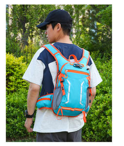 Sac à dos de randonnée multifonctionnel imperméable pour hommes RUIQUWIN, sac de sport durable pour le cyclisme et les activités de plein air - Product Image 3