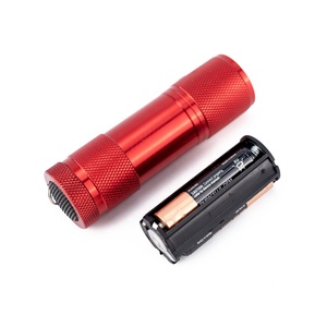 Lampe <span class=keywords><strong>torche</strong></span> à lumière <span class=keywords><strong>rouge</strong></span> 9 LED 620nm en alliage d'aluminium, <span class=keywords><strong>torche</strong></span> portative IP44, batterie AAA, usage industriel - Product Image 2