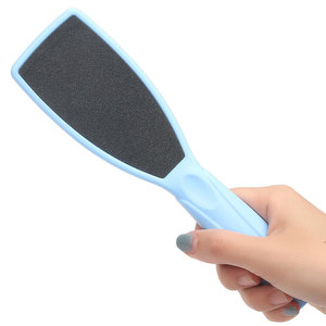 Lima <span class=keywords><strong>de</strong></span> pies y exfoliante <span class=keywords><strong>de</strong></span> doble cara personalizada con cuchilla para pies y cepillo <span class=keywords><strong>de</strong></span> limpieza para eliminar piel muerta y callosidades - Product Image 2