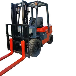 Chariot élévateur Toyota d'occasion FGZN30 3,5 tonnes 4300 kg ChinaTOYOTA3T, élévateur à flèche, grue de levage de voitures, 0-2000 heures - Product Image 1