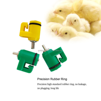 Système d'abreuvement automatique YYC le plus vendu pour volailles, tétines à eau pour poulets de chair avec pince pour élevages avicoles