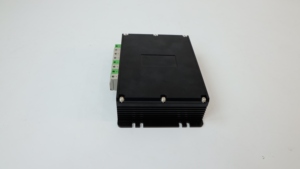 Alimentation électrique à refroidissement par convection naturelle 400V-1000VDC 24V 8.3A ADD-201S-701 Réglable Industrielle 85% d'efficacité 100mV - Product Image 2
