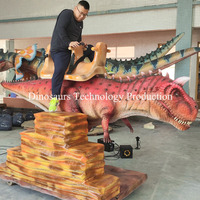 Modèle de Carnotaurus animatronique pour enfants, pour une expérience de conduite réaliste et amusante, idéal comme attraction de centre commercial