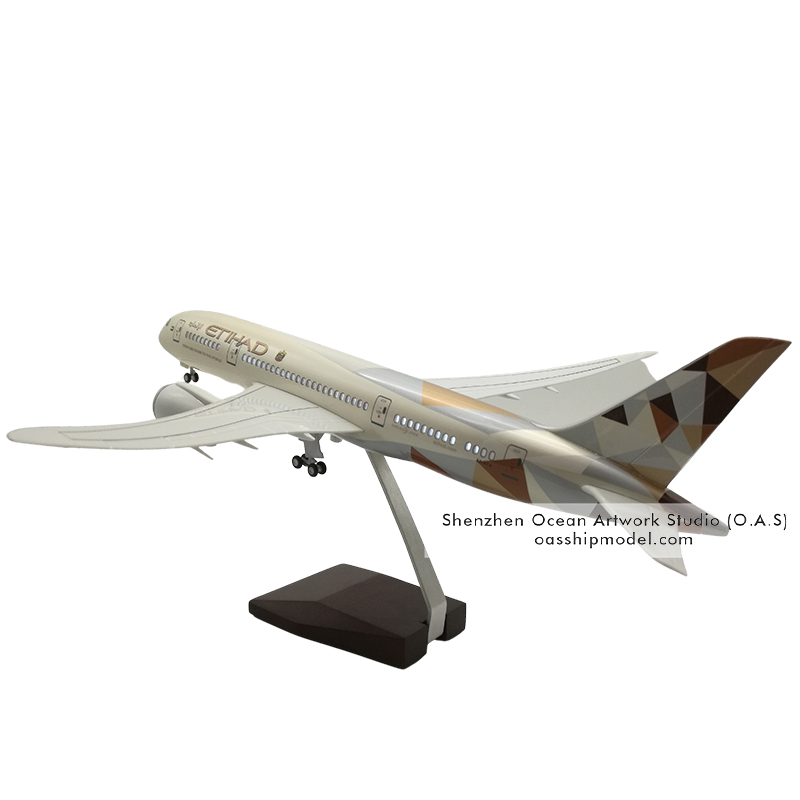 Etihad Flights - Etihad Airways Diecast Model - 1:200 Scale