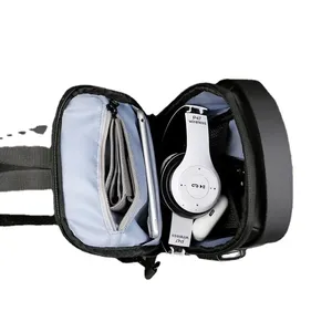 Étanche décontracté <span class=keywords><strong>poitrine</strong></span> <span class=keywords><strong>sac</strong></span> hommes multifonction Anti-vol USB charge hommes <span class=keywords><strong>sac</strong></span> à bandoulière en cuir verni voyage <span class=keywords><strong>poitrine</strong></span> <span class=keywords><strong>sac</strong></span> Pack Mal - Product Image 3