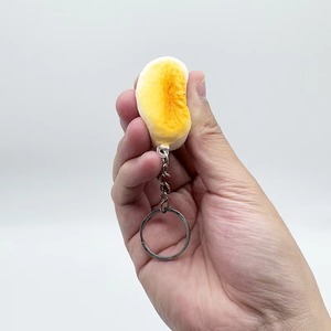 Venta al por mayor de fábrica: Llavero colgante de juguete antiestrés de rebote lento con forma de panecillo al vapor de 4 cm - Product Image 3