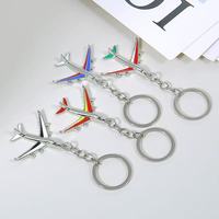 Porte-clés de chasse 3D vintage Porte-clés mousqueton en métal avec impression UV pour les amateurs d'aviation