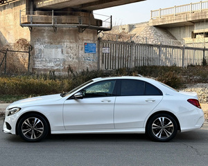 <span class=keywords><strong>Mercedes</strong></span>-<span class=keywords><strong>Benz</strong></span> <span class=keywords><strong>Classe</strong></span> <span class=keywords><strong>C</strong></span> 2018 C200 Edizione Sport Usata, Berlina di Lusso Tedesca di Medie <span class=keywords><strong>Dimensioni</strong></span>, 2.0T Turbo, Cambio Automatico 9AT, Trazione Anteriore, Sedili in Pelle - Product Image 3