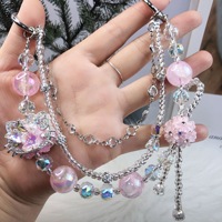 Chaîne de téléphone en perles de cristal exquises à prix unitaire de 3,9 $ – Vente en gros, porte-clés brillant glamour, chaîne de sac, chaîne de téléphone portable de luxe à faire soi-même