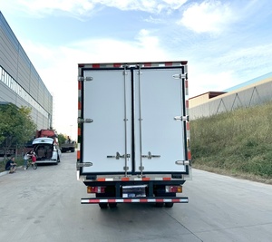 Camión Refrigerado ISUZU 4*2 de 4m, Camión de <span class=keywords><strong>Transporte</strong></span> con Caja Fría para Almacenamiento en Congelación - Product Image 5