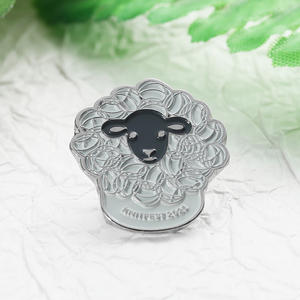 เข็มกลัดที่ระลึกแบบกำหนดเอ<span class=keywords><strong>ง</strong></span> ชุบเ<span class=keywords><strong>ง</strong></span>ินเคลือบเงา 4 แบบ ทำจากโลหะผสมสั<span class=keywords><strong>ง</strong></span>กะสี พร้อมการ์ดบรรจุภัณฑ์สำหรับโฆษณา - Product Image 3