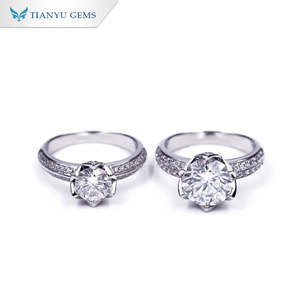 Anillo Tianyu de Plata de Ley S925 Chapado en Oro con Moissanita de 1ct 3ct, Engaste de Puntas, Diseño Minimalista y Elegante para Uso Diario de Mujeres - Product Image 1