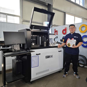 Máquina Automática para Doblar Letras de Canal, Fabricante de Señalización 3D BYTCNC - Product Image 6