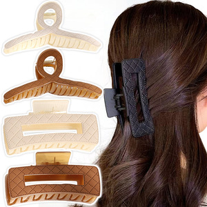 Pinza de Pelo Rectangular de 10.5 cm con Diseño a Cuadros, Envuelta en Cuero PU y Plástico, Accesorio de Moda para Mujeres y Niñas, Otoño-Invierno Europeo - Product Image 5