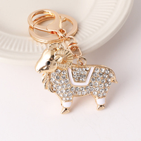 Porte-clés Mouton en Métal Plaqué Or avec Strass Brillants, Pendentif de Sac de Luxe, Décoration Suspendue pour Voiture