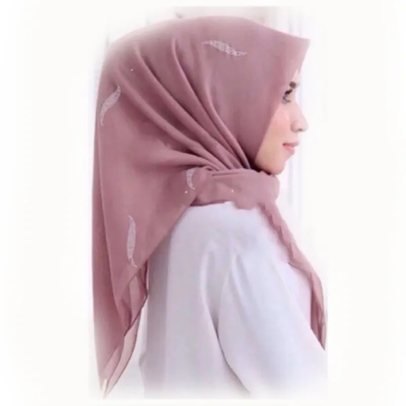 Neue Baumwolle Monochrom Small Wave Hot Strass Damen Square Schal Schal Fabrik Direkt versorgung Hijabs