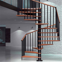 Escalier en colimaçon en bois DAIYA à vendre avec garde-corps