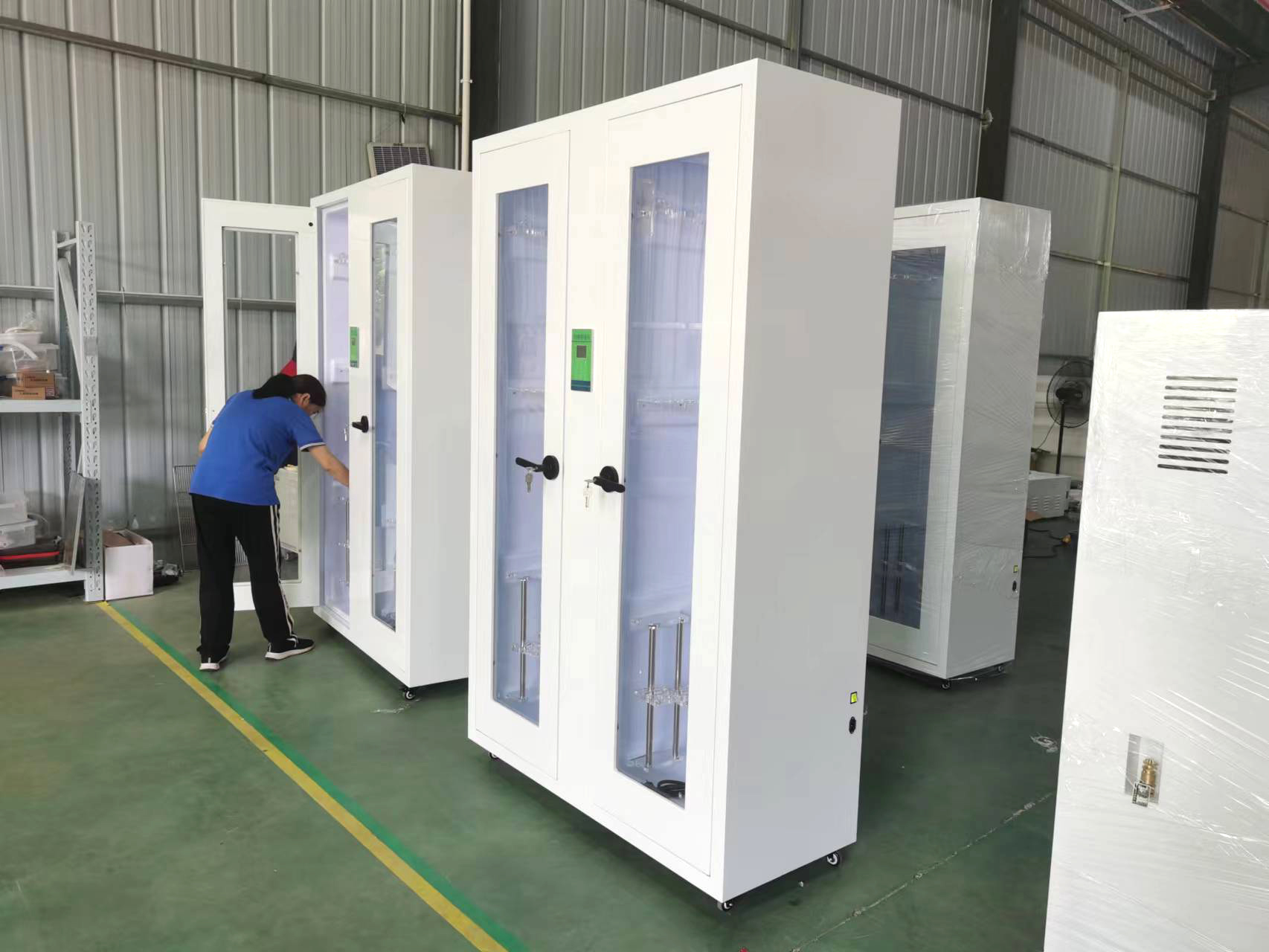 sterilising cabinets