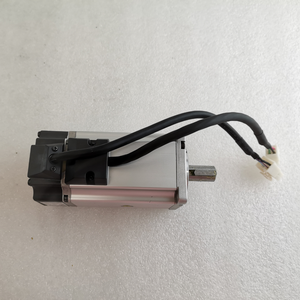 Motor de CA Panasonic MSMD042P1S de 400W y 3000 RPM, Serie de Baja Inercia para Automatización - Product Image 4