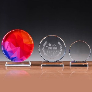 Mini trofeos de cristal personalizados para niños y medallas pequeñas de estilo de dibujos animados para competiciones de adolescentes de escuela primaria de jardín de infantes - Product Image 6