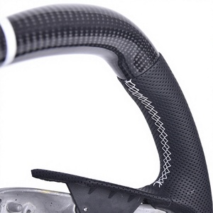 Volant en fibre de carbone à bas <span class=keywords><strong>prix</strong></span> en stock pour Chevrolet <span class=keywords><strong>Corvette</strong></span> C8 - Product Image 3