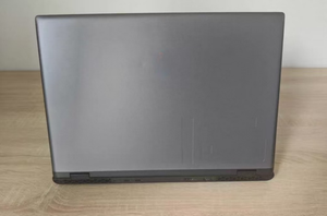 Gebrauchter Hochwertiger Gaming-Laptop Alienware M16 R2 Ultra 9-185H RTX4060 Gaming-Laptop 16 Zoll Laptop für Spiele - Product Image 4