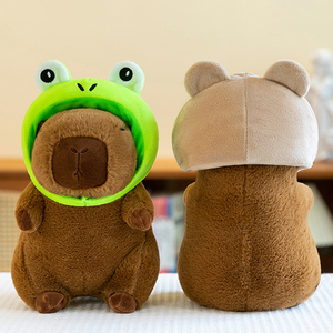 Peluche Capybara de 8 pouces, motif animal de dessin animé, avec chapeau lapin fraise, vente en gros d'usine, pour présentation en machine à griffes - Product Image 5