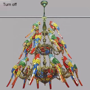 Lustres suspendus Tiffany en verre teinté à trois niveaux, faits à la main, à intensité variable, avec des oiseaux perroquets rouges, lampes pour la maison, le bureau, style vintage - Product Image 4